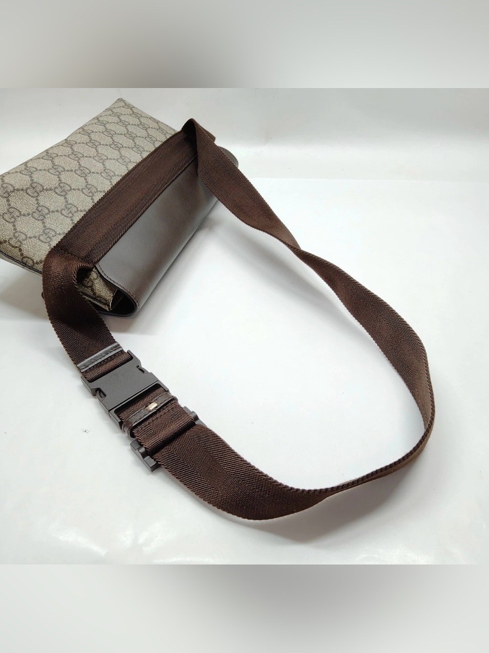 Gucci Brown Leather & GG PVC waist Bag - Picture 4 of 12